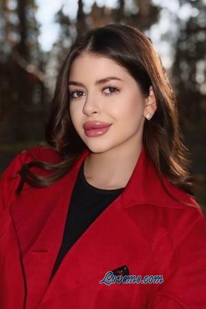 228601 - Arina Et&agrave;: 18 - Ucraina