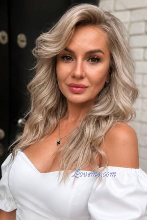 228619 - Irina Et&agrave;: 41 - Ucraina