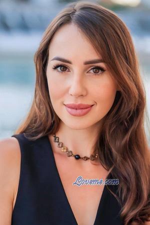 228863 - Lidiia Et&agrave;: 35 - Ucraina