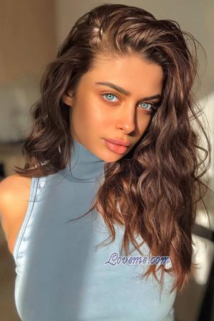 229228 - Anna Et&agrave;: 29 - Ucraina