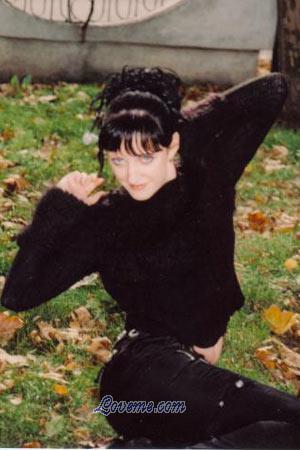 57327 - Olga Et&agrave;: 28 - Ucraina