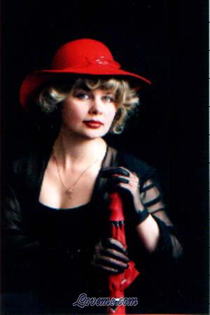 66513 - Svetlana Età: 35 - Russia