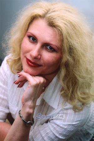 72597 - Valentina Età: 36 - Russia