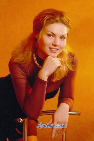 76112 - Renata Et&agrave;: 28 - Russia