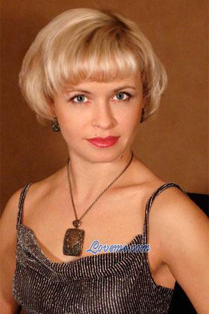 82851 - Svetlana Età: 38 - Russia