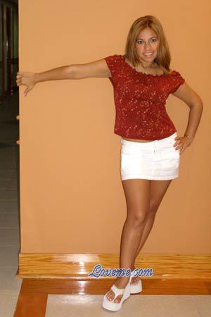 83865 - Karla Età: 22 - Perù