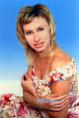 90494 - Natalia Età: 34 - Russia