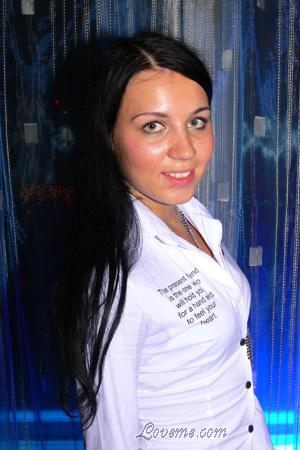 92232 - Lyudmila Età: 23 - Ucraina