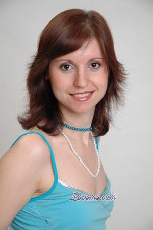 92889 - Oksana Età: 28 - Ucraina
