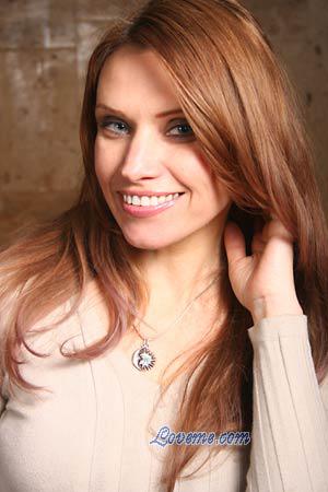 93050 - Svetlana Età: 44 - Ucraina